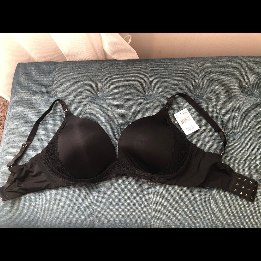 Nursing bra - never worn, Pea in the Pod brand